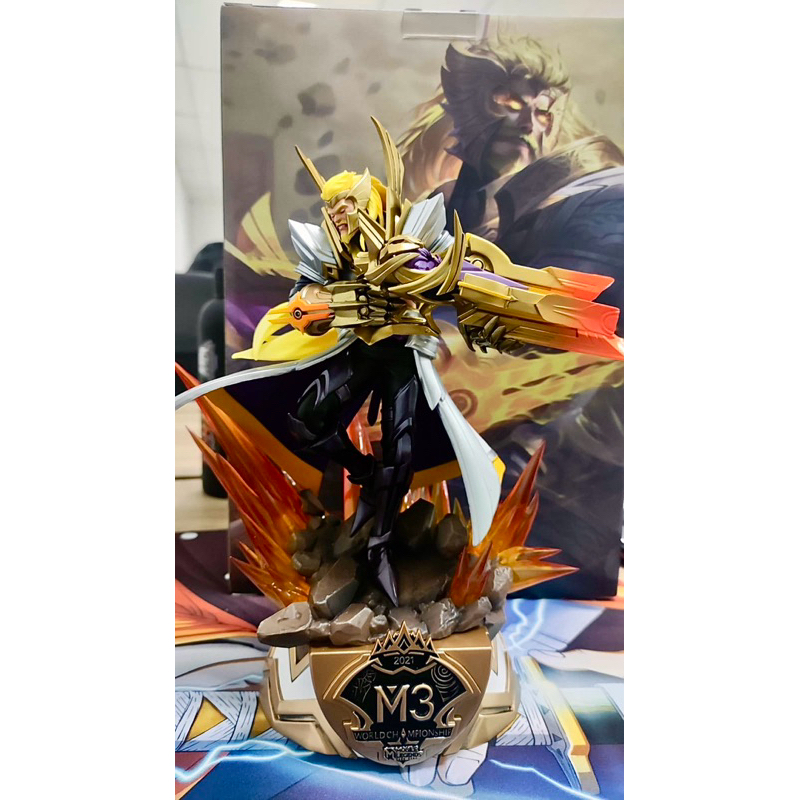 Jual Roger M3 statue action figure Mobile Legends MLBB Official Merchandise Shopee Indonesia