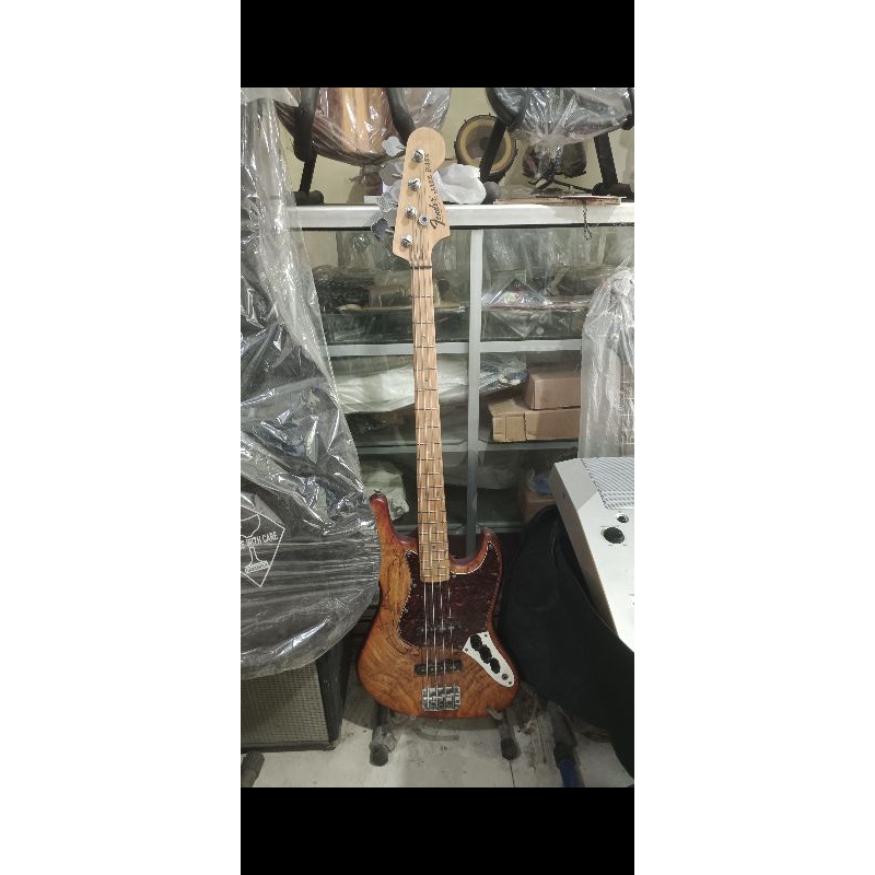 Jual FENDER JAZZ BASS CUSTOM | Shopee Indonesia