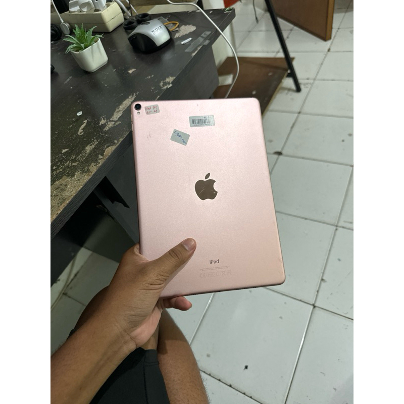 Jual IPAD PRO 10.5 INCH 32/128/256GB GEN 1 WIFI ONLY Jual IPAD PRO 10.5 INCH 32/128/256GB GEN 1 WIFI ONLY