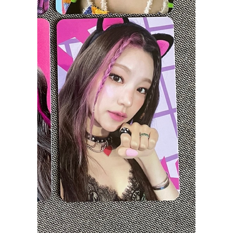 Jual itzy yeji ryujin cil crazy in love photocard pc official