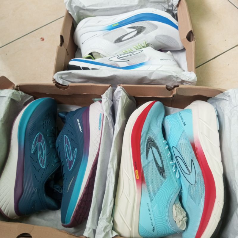 Jual running 910 aurorun uk 43 | Shopee Indonesia