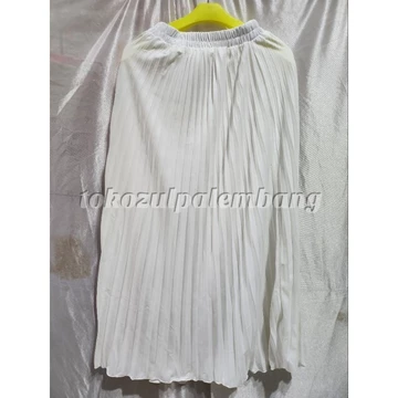 Rok Plisket Premium Bahan Tebal Bahan Jersey Tidak Menerawang