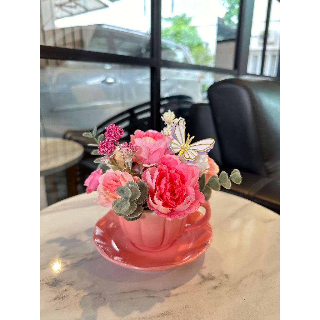 Jual HIASAN BUNGA MEJA CANGKIR / BUNGA PINK MEJA / BUNGA CANTUK VAS CUP ...