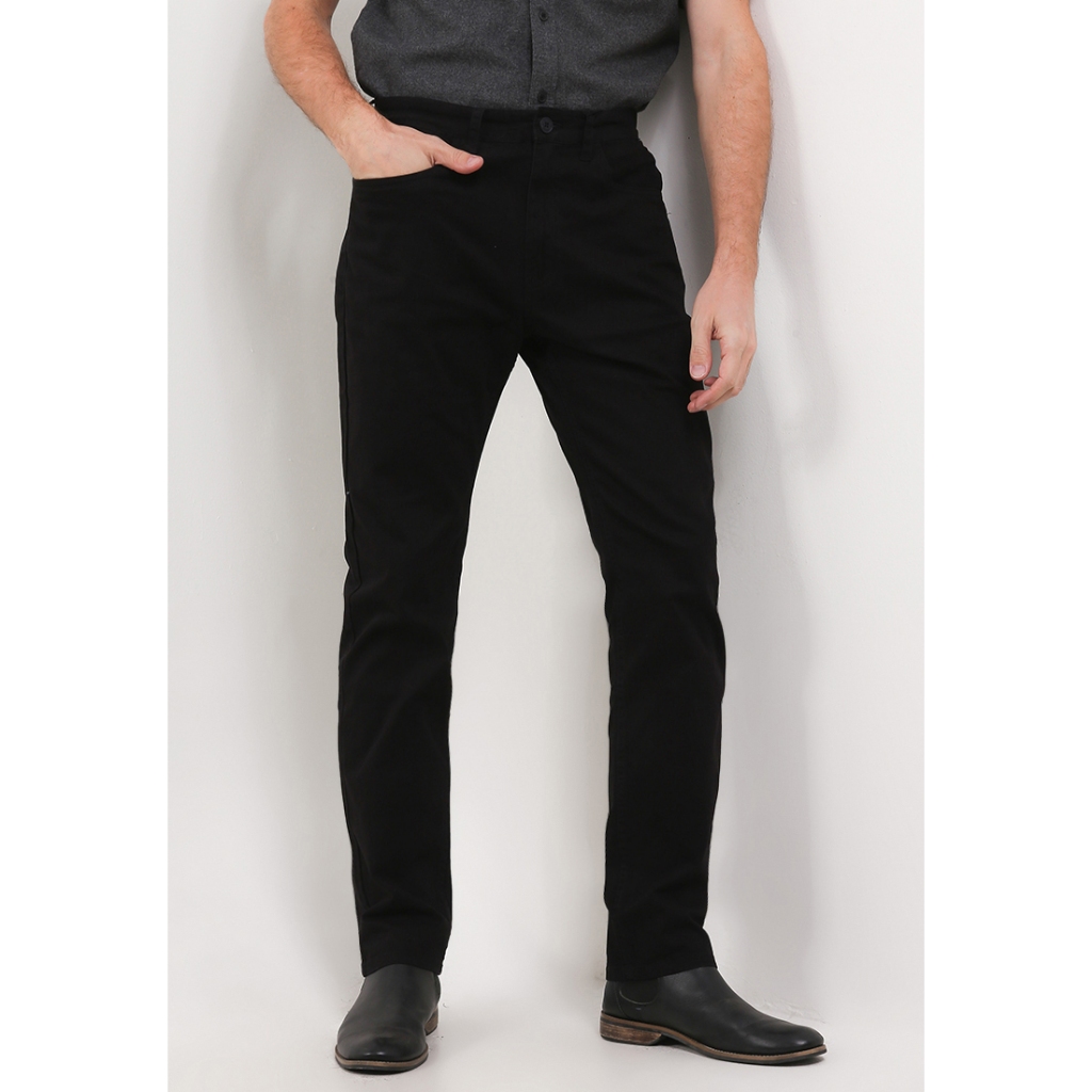 Triple Trouser Basic Slim Fit Celana Pria