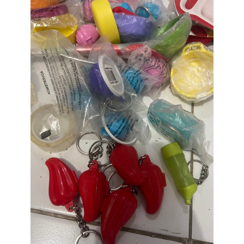 Jual gantungan kunci tupperware | Shopee Indonesia