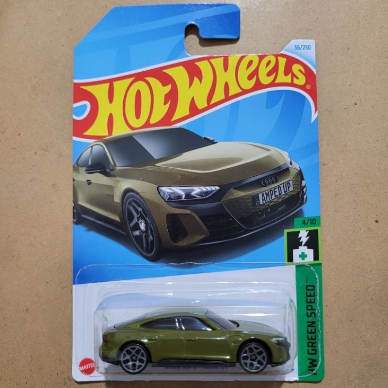 Hot Wheels Audi RS E-Tron GT – Serie HW Green Speed 5/5 – Vehículo Eléctrico A Escala – Color Rojo – Edición 2022 – Formato Short Card