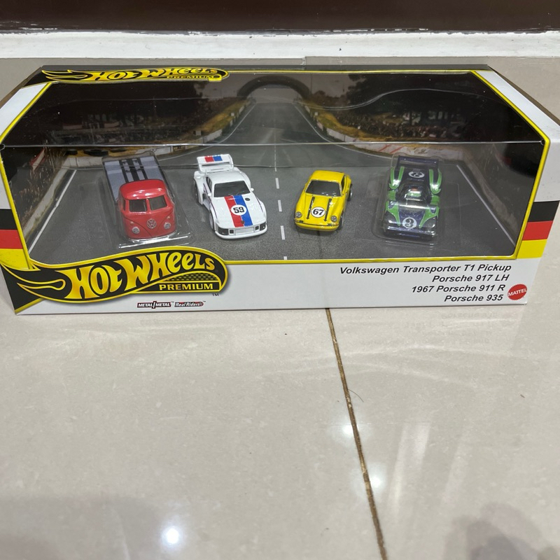 Jual volkswagen transporter t1 pickup hotwheels premium diorama porsche ...