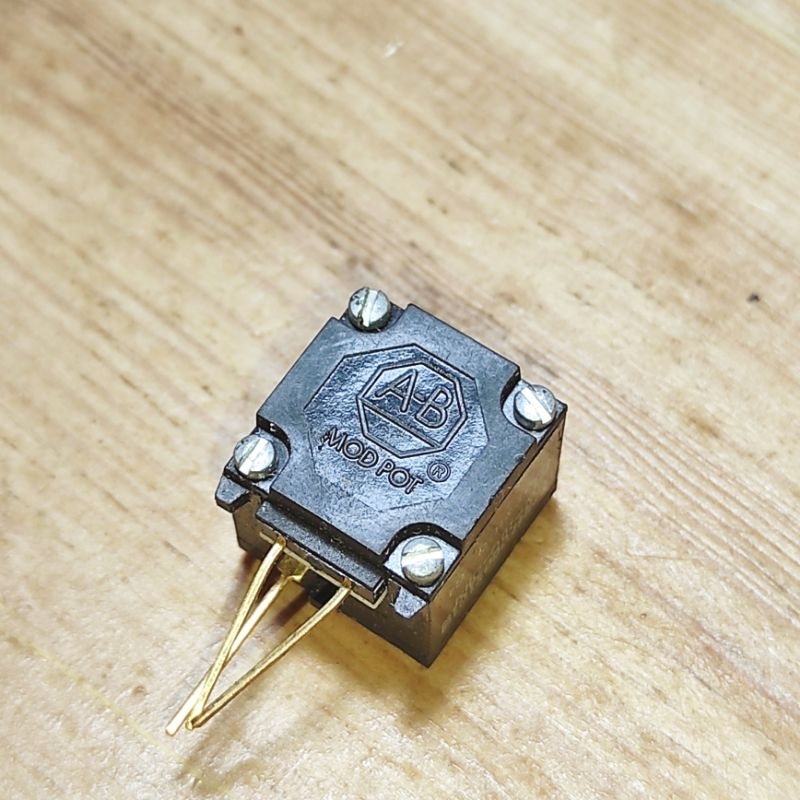 Jual Allen Bradley MOD POT TRIMPOT 100ohm 101 100R Vintage NOS Kaki ...