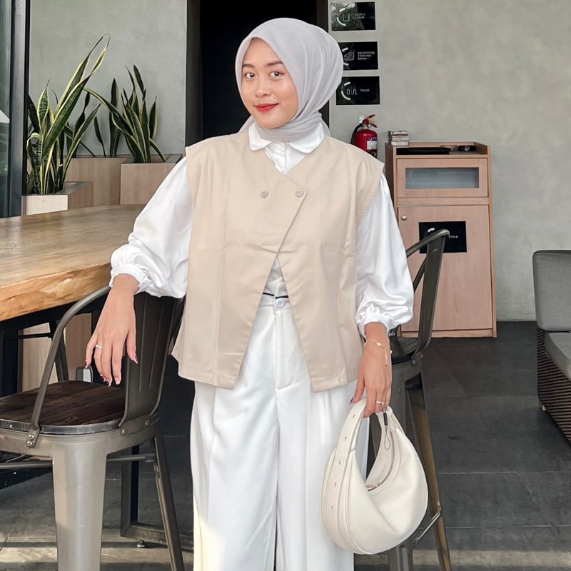 Lissa Longsleeve