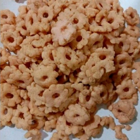 Jual Snack Cemilan Jadul Sakura Chips Ribut/Cincin Kembang Ribut/Sakura ...