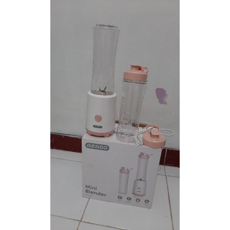 Jual Mini Blender (Preloved/bekas layak pakai) harga bisa nego.HANYA