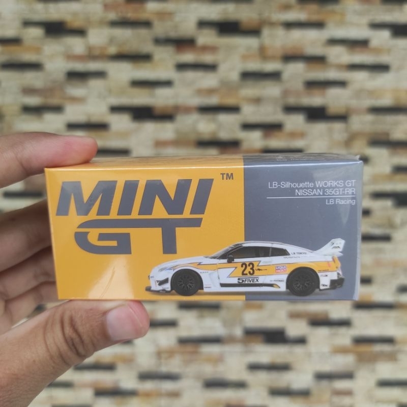 MINI GT 1:64 LBWK Works GT Nissan 35GT RR Ver2 – Nero Opaco RHD, In Scatola #291