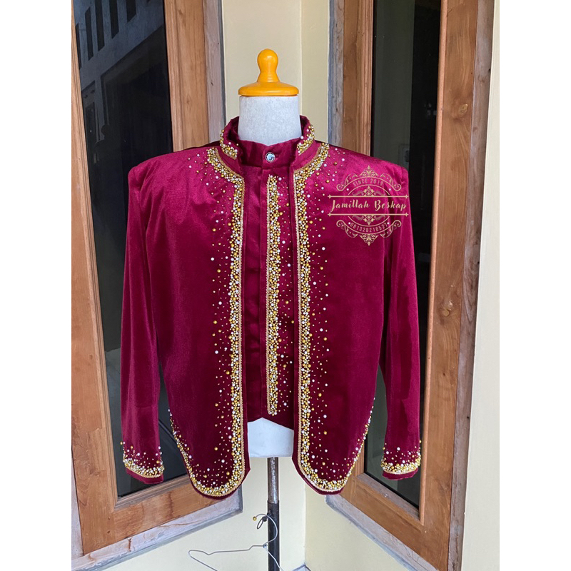 Jual Beskap pengantin pria || Beskap bludru maroon || Beskap jawa solo ...