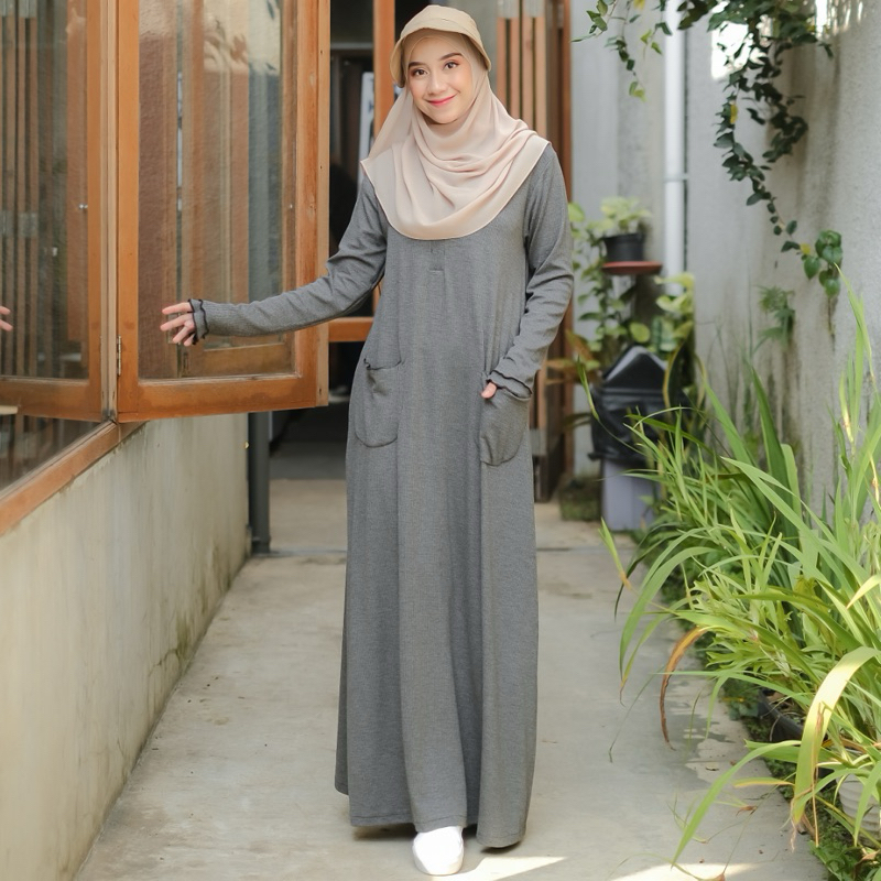 Olla Daily Dress / Gamis Kaos Knit / Gamis Sporty / Gamis Olahraga / Gamis Sporty Syar’i / Homedress Kaos / Gamis Ibu Hamil nyaman