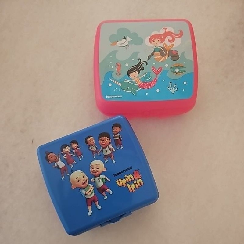 Jual Tupperware sandwich keeper tempat roti tawar upin /mermaid ...