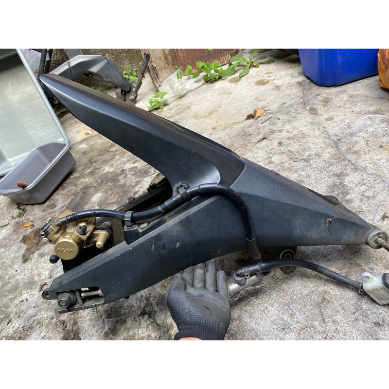 Jual swing arm lengan ayun Yamaha r15 v2 Shopee Indonesia