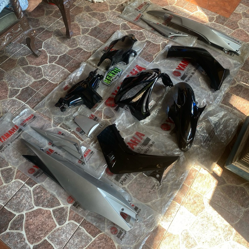 Jual Body Full set Yamaha Jupiter MX Old Lama Hitam Silver Original YGP ...