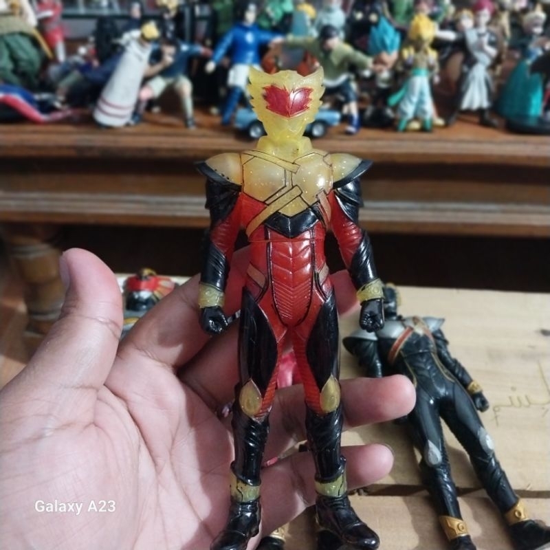 Jual kamen rider bima x dan azazel ( kesatria garuda bima x ) ORI ...