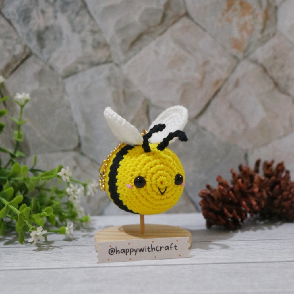 Jual [READY STOCK] Gantungan Boneka Rajut / Amigurumi Bee (Lebah ...