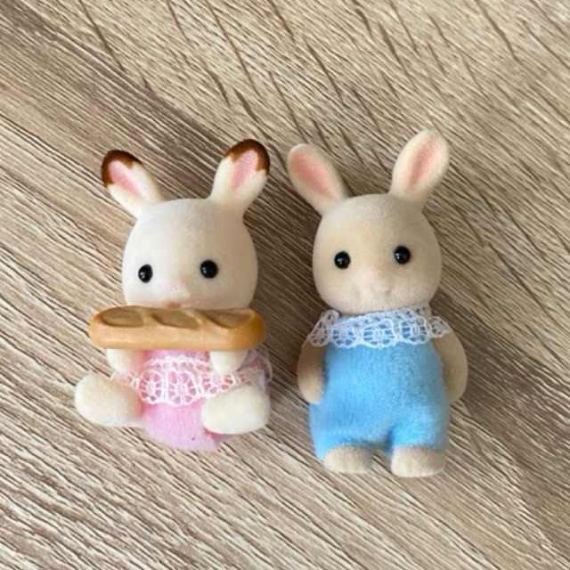 Jual SYLVANIAN FAMILIES baby milk rabbit choco rabbit shopping series ...