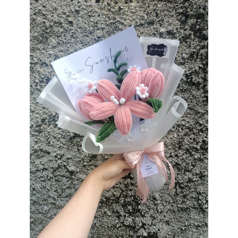 Jual BUKET BUNGA PIPE CLEANER/KAWAT BULU / BUKET WISUDA | Shopee Indonesia