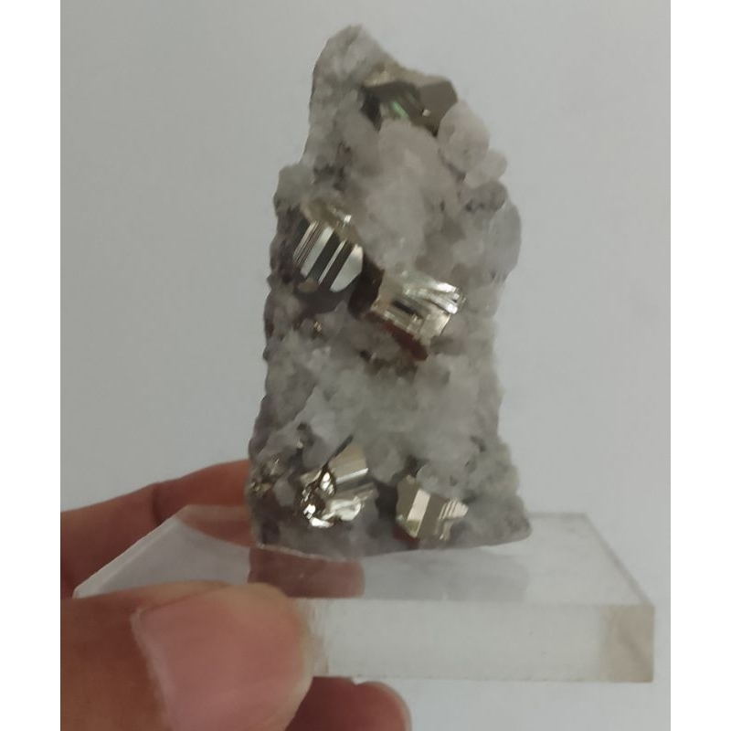 Jual Batu Pyrite Quart Mini | Shopee Indonesia