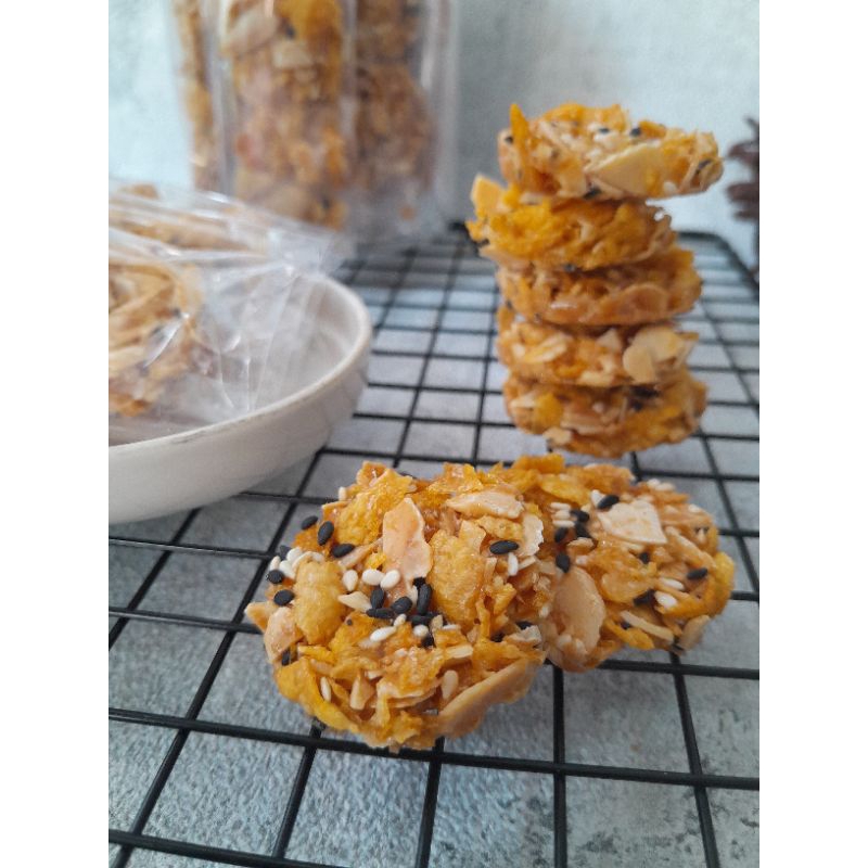 Jual Cornflake Cookies/Cornflake Almond Cookies/Almond Cookies ...