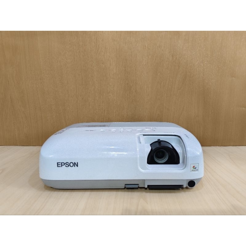 Jual PROYEKTOR EPSON EB S6 USB B VGA BUAT SEKOLAH | KAMPUS | EO ...