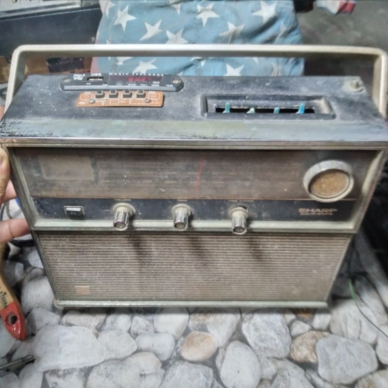 Jual Radio Jadul Sharp mesin oryginal nyala cuma di modif radio digital ...