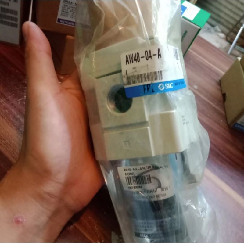 Jual AIR FILTER REGULATOR SMC AW40-04-A ORIGINAL ASLI | Shopee Indonesia