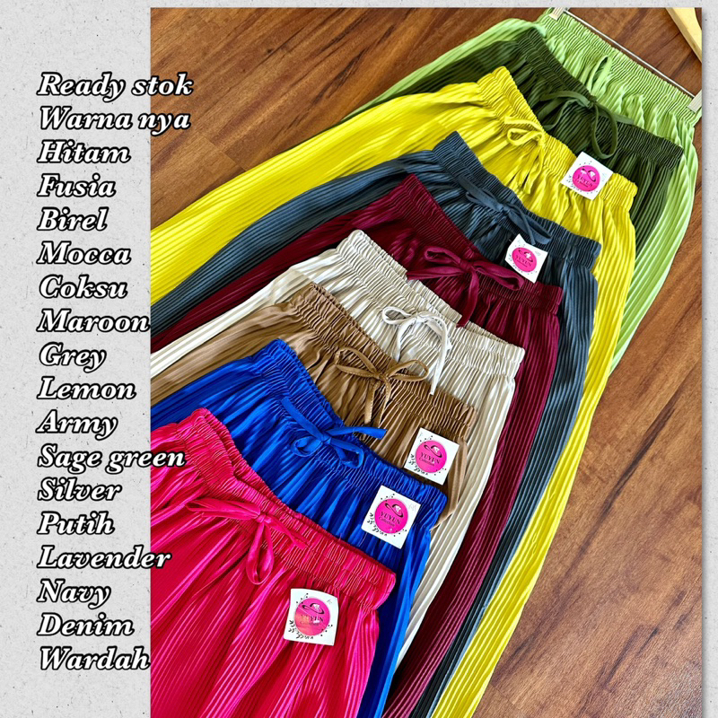 Katta kokrakli yalangoch sutchilarning fotosuratlari