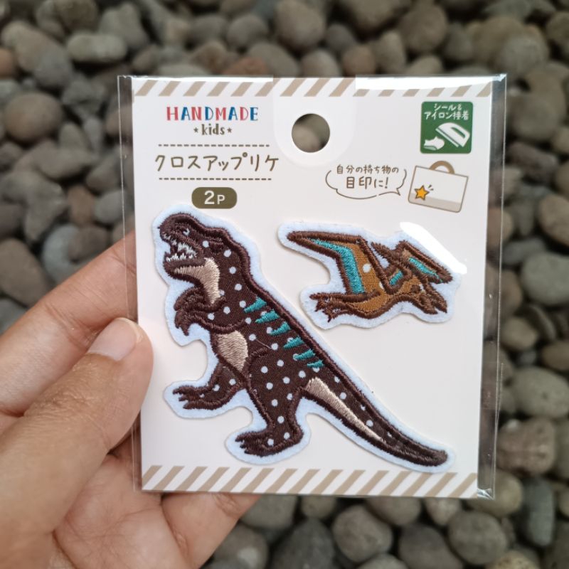 Jual Seria Daiso Japan Watts - Patch Bordir Wappen Setrika Sanrio ...