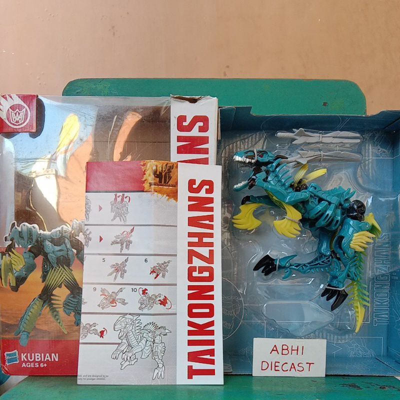 Transformers dinobots slug triceratops figure transformer dinobot slash  velociraptor
