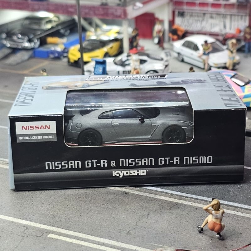 Jual kyosho Nissan GTR Nismo R35 silver grey no inno 64 mini gt cm ...