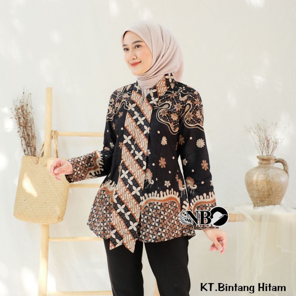 NELA Blouse