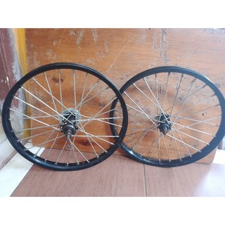 Jual velg sepeda ukuran 18 inchi .depan dan belakang bekas bukan baru ...