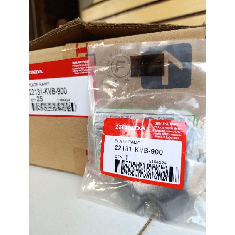 Jual 22131-KVB-900 PLATE RAMP PLAT TUTUP RUMAH ROLLER HONDA BEAT VARIO ...