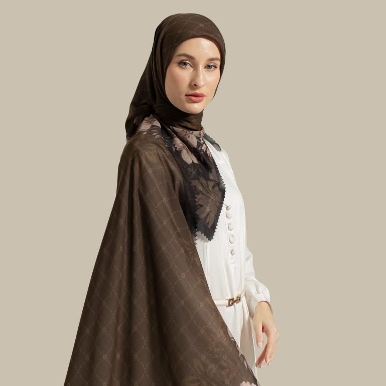 Wulang Narawangsa Hijab Segi Empat ⁠Soft Flower Choco Biscuit Kerudung Segi Empat Hijab Motif Segi Empat Hijab Voal Premium