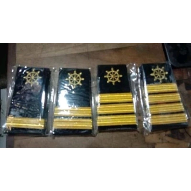 Jual PANGKAT OFFICER,PANGKAT,PERWIRA,DECK,ENGINE, GARUDA | Shopee Indonesia