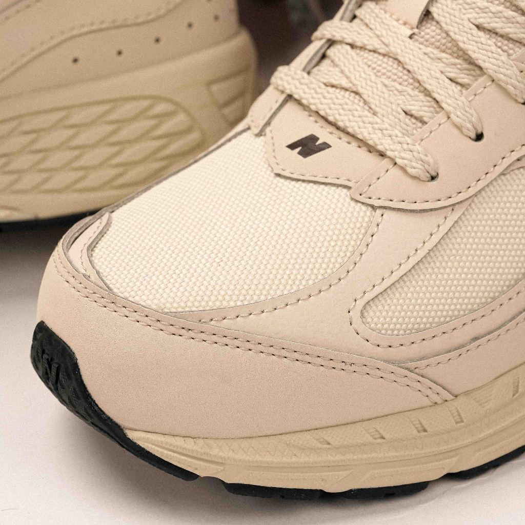 Jual New Balance 2002R Ivory GS | Shopee Indonesia