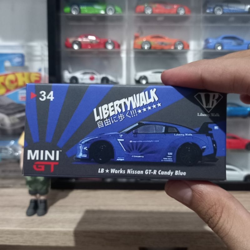 Jual Custom Box #34 Nissan GT-R R35 LBWK Candy Blue MiniGT | Shopee ...