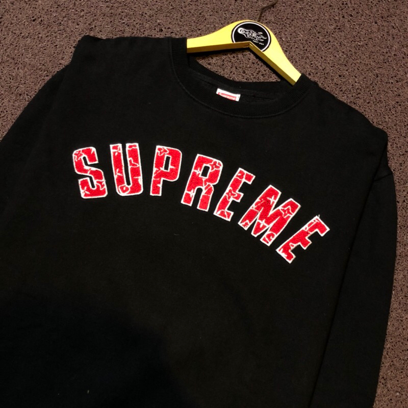 Jual CREWNECK SUPREME X LOUIS VUITTON ARC LOGO USA Shopee Indonesia