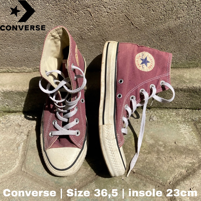 Maroon converse size outlet 4