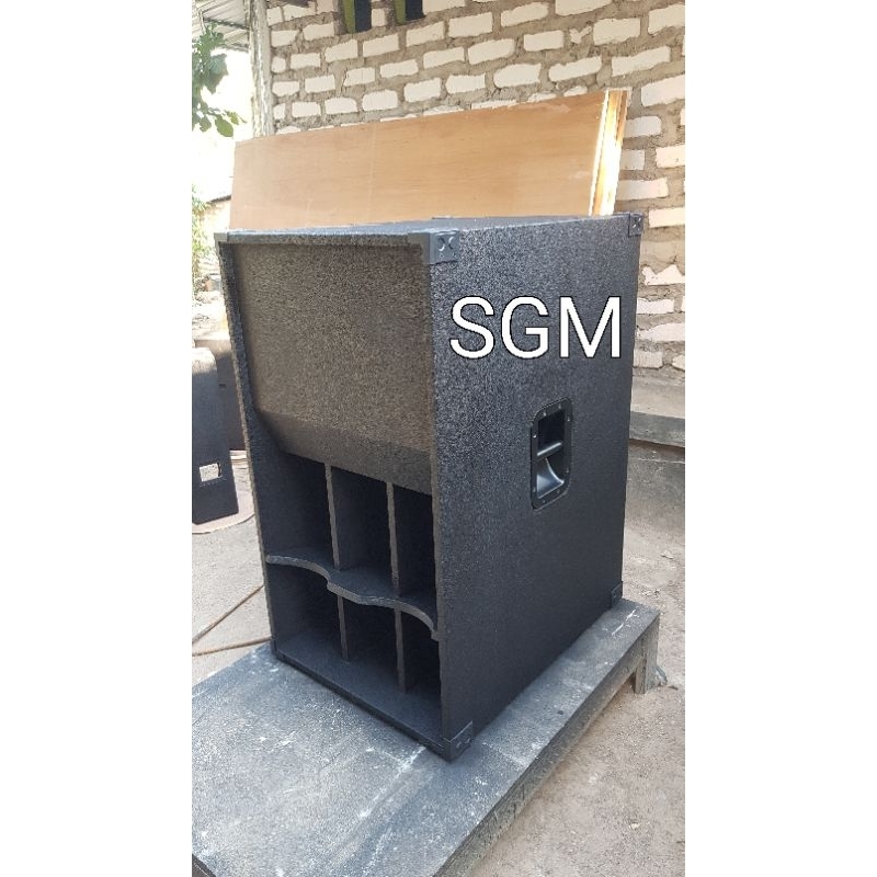 Jual BOX SUBPALI 18 INCHI 6 LUBANG ANGIN | Shopee Indonesia