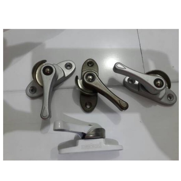 Jual Hampton Cresent Lock Cl 530 Kunci Jendela Sliding Grendel Kuping ...