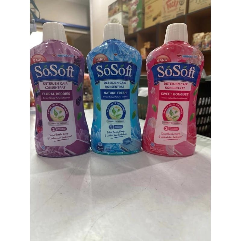 Jual Sosoft detergen cair 780ml | Shopee Indonesia