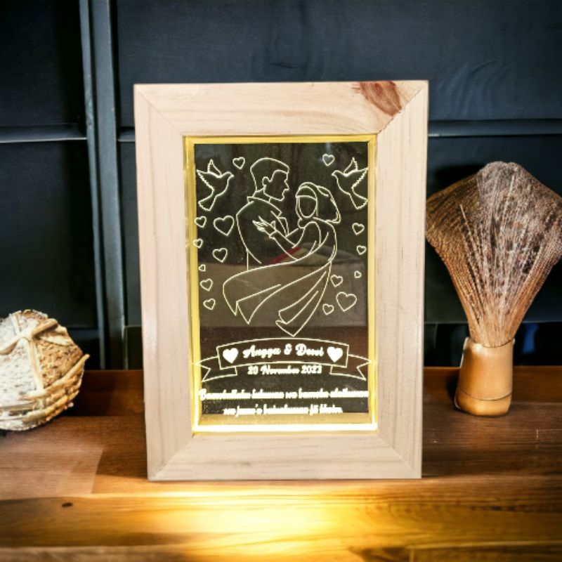 Jual Lampu akrilik Custom Ukuran A6 Frame kayu Hadiah Wedding, Ulang ...