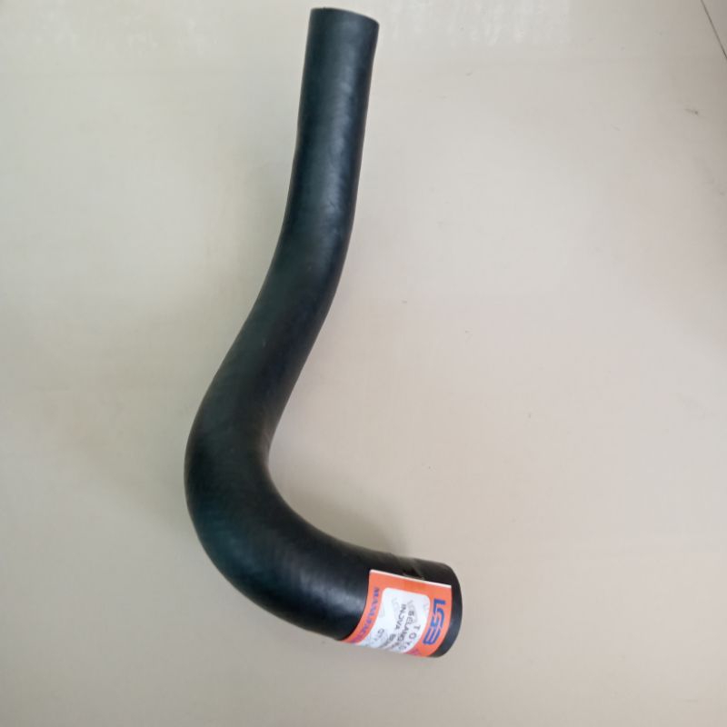 Jual SELANG RADIATOR TOYOTA INNOVA BENSIN ATAS HARGA 1 PCS | Shopee ...