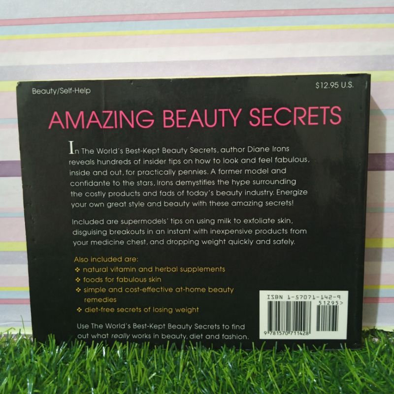 Jual BUKU The Worlds Best Kept Beauty Secrets | Shopee Indonesia