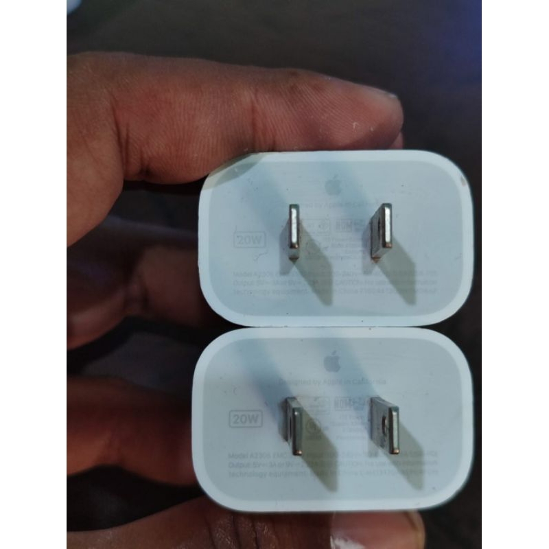 Jual ADAPTOR original copotan IPHONE 20 Watt INTER | Shopee Indonesia